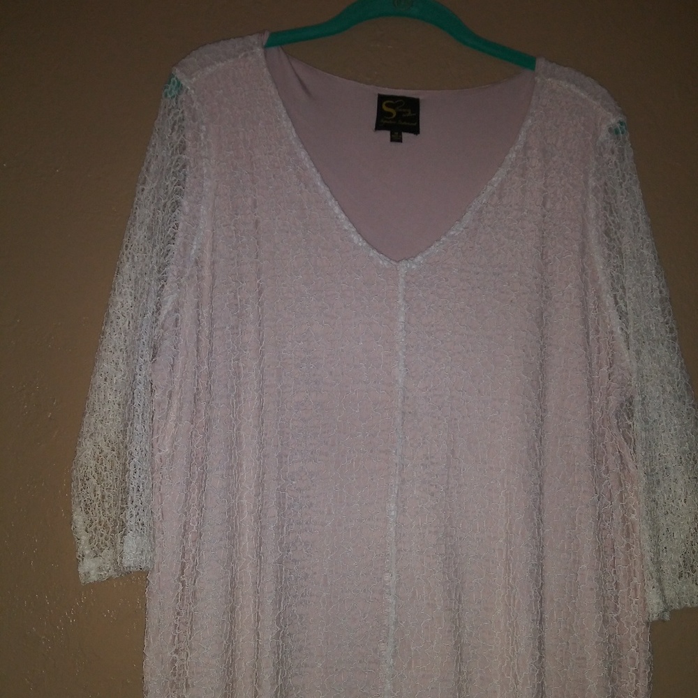 White/rose blouse 1X